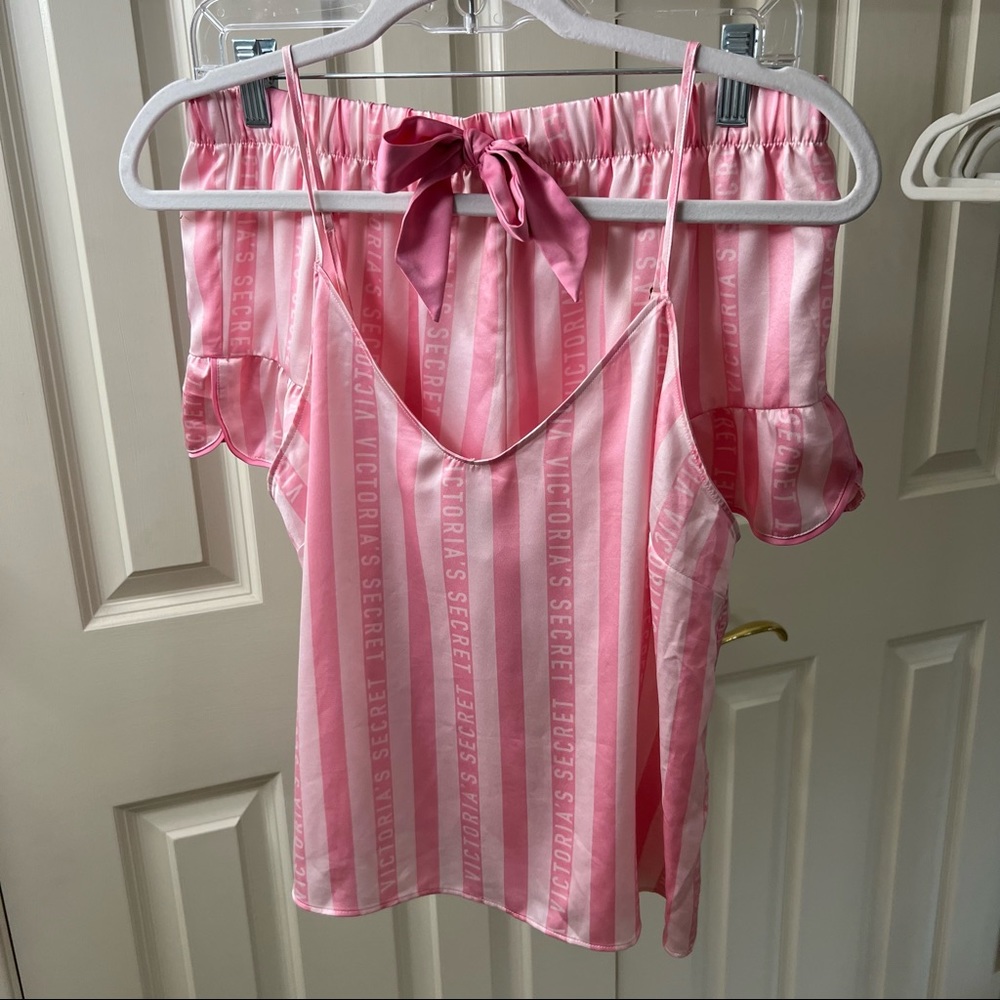 Victoria’s Secret sleep set